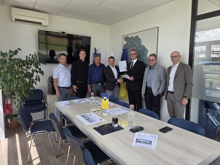 Slavnostni podpis pogodbe VŠD 26.5.2025 (foto: K. Zalokar)